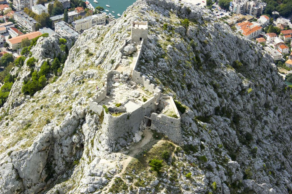 Inn By The River Omiš Kültér fotó