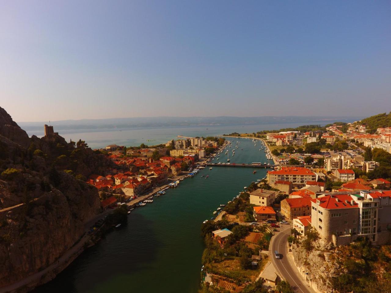 Inn By The River Omiš Kültér fotó